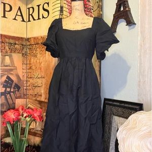 Semi backless/tire dress